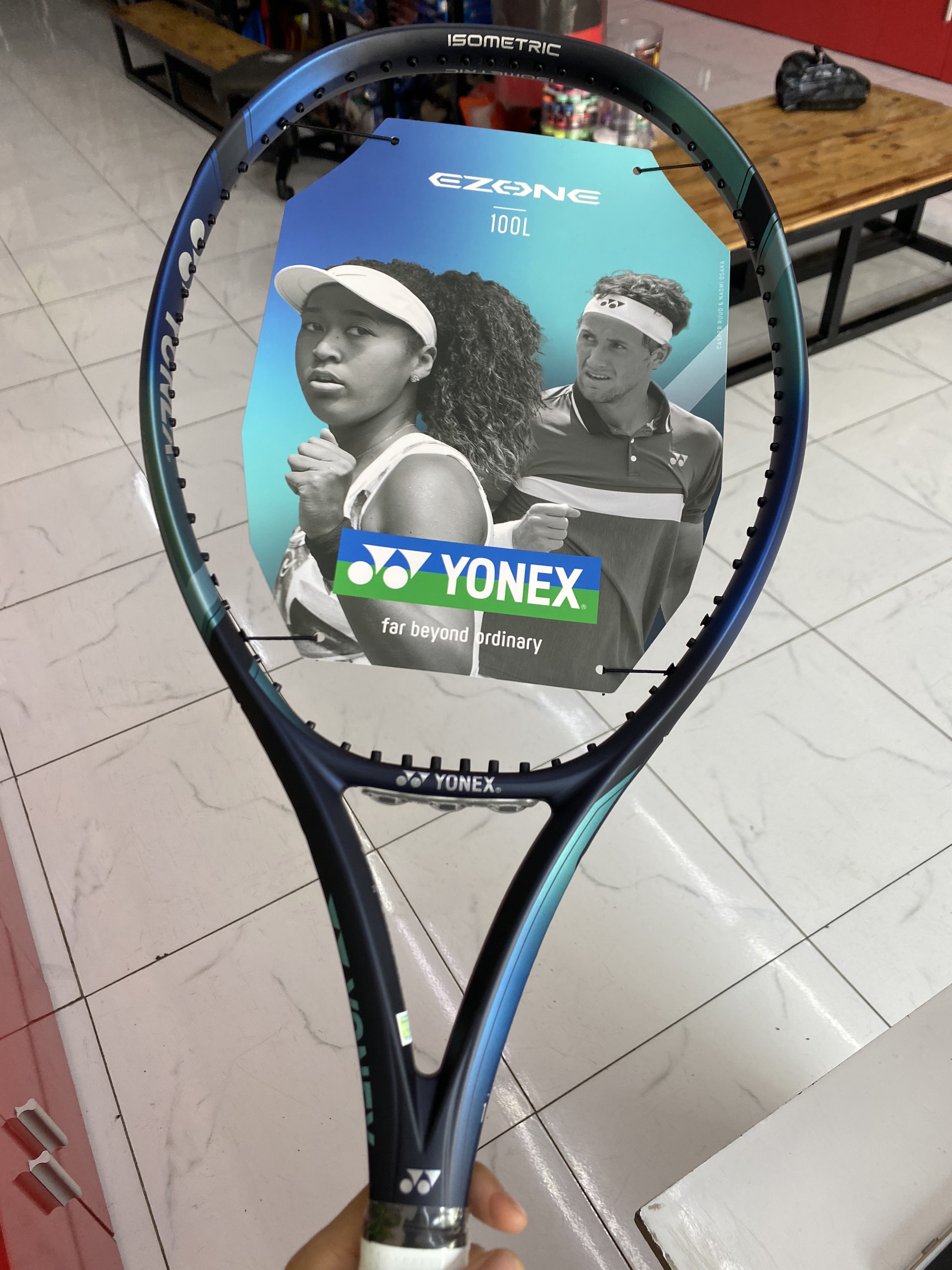 Vợt tennis ezone 100L- 285gr