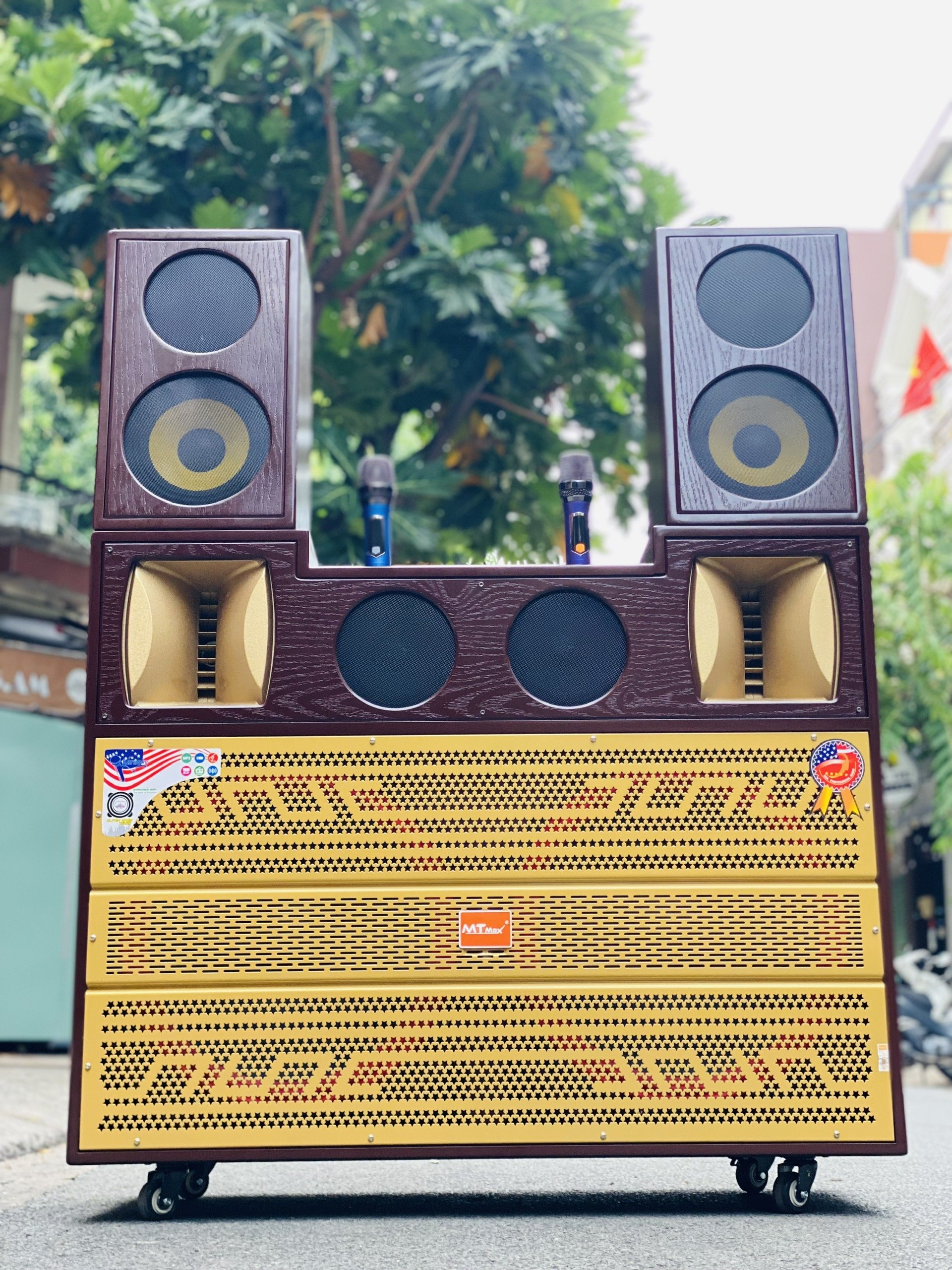 Loa Kéo Karaoke Di Động T05 Pro - Công Suất Cực Lớn 1700W, Hệ Thống 10 Loa 3 Đường Tiếng, 2 Bass Lớn 50cm, 2 Bass 20cm, Hàng Chính Hãng