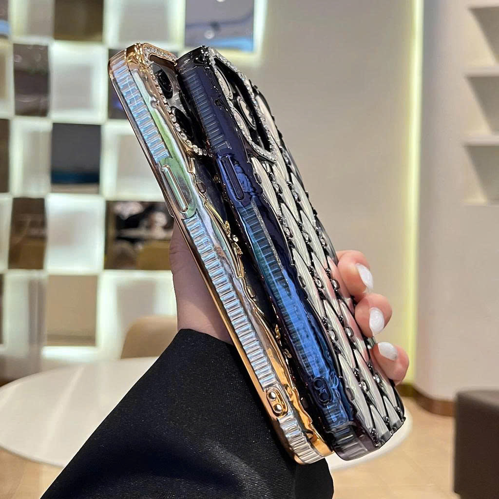 Ốp nhũ đính kim cương Gradient Hoa Trong Suốt chống va đập dành cho iphone 16 Pro - Hàng nhập khẩu