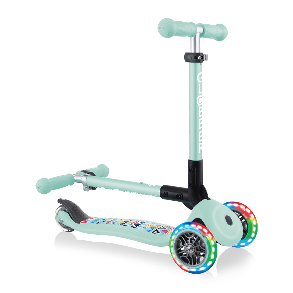 Xe Trượt Scooter 3 Bánh Gấp Gọn Có Bánh Xe Phát Sáng Globber Junior Fantasy Cho Trẻ Em Từ 2 Đến 6 Tuổi - Xanh Mint Có Họa Tiết