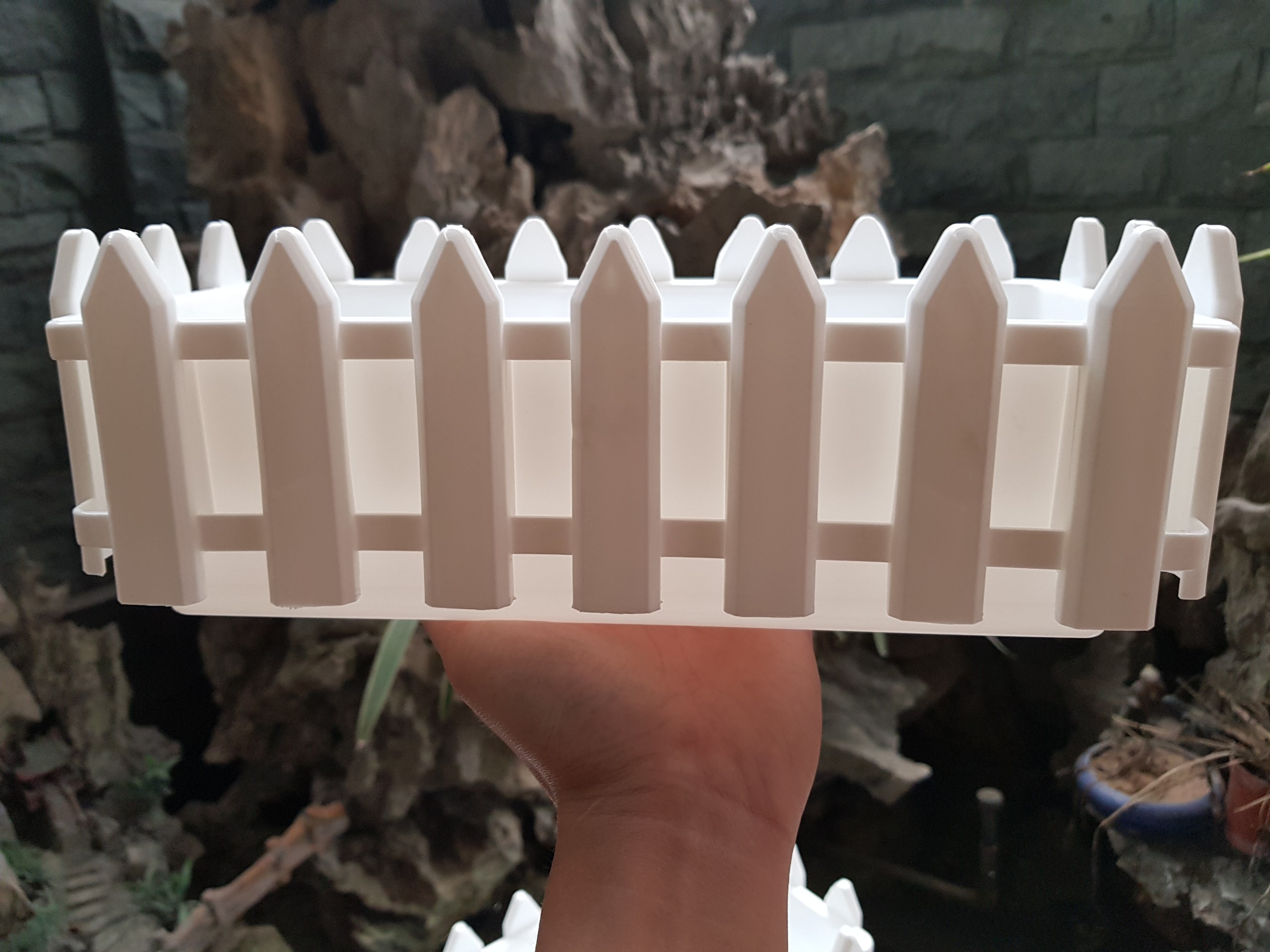 5 Chậu Hàng Rào Trang Trí Màu Trắng Kích Thước 30x14x11cm