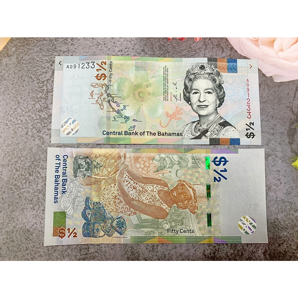 Tờ 0.5 Dollar của Bahamas ,MỚI, mệnh giá hiếm gặp, đảo quốc Trung Mỹ, mới 100% UNC, tặng túi nilon bảo quản