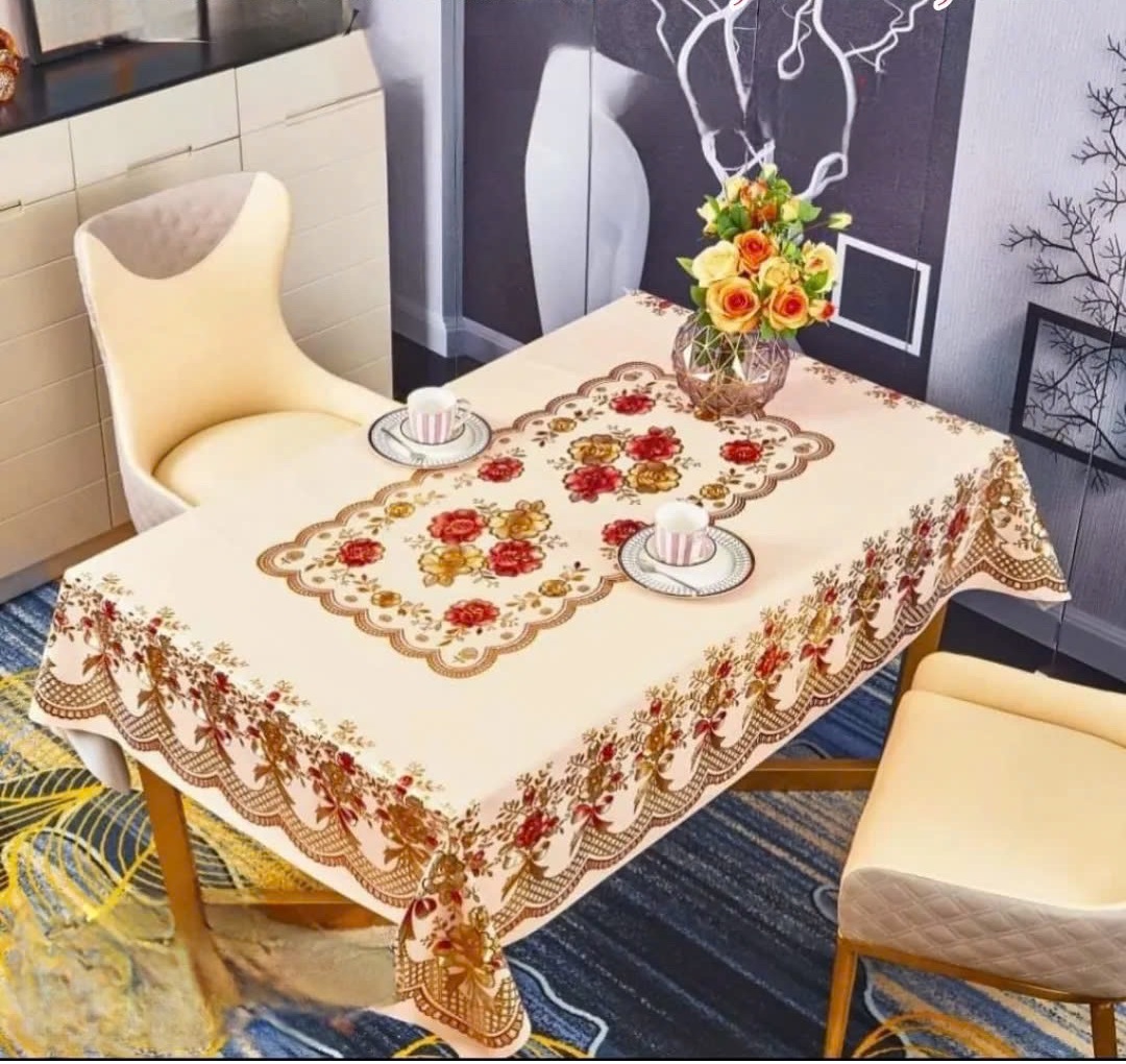 Khăn trải bàn PVC W751- 90x150cm nền màu vàng nhủ, in nổi hoa văn sang trọng, không thấm nước