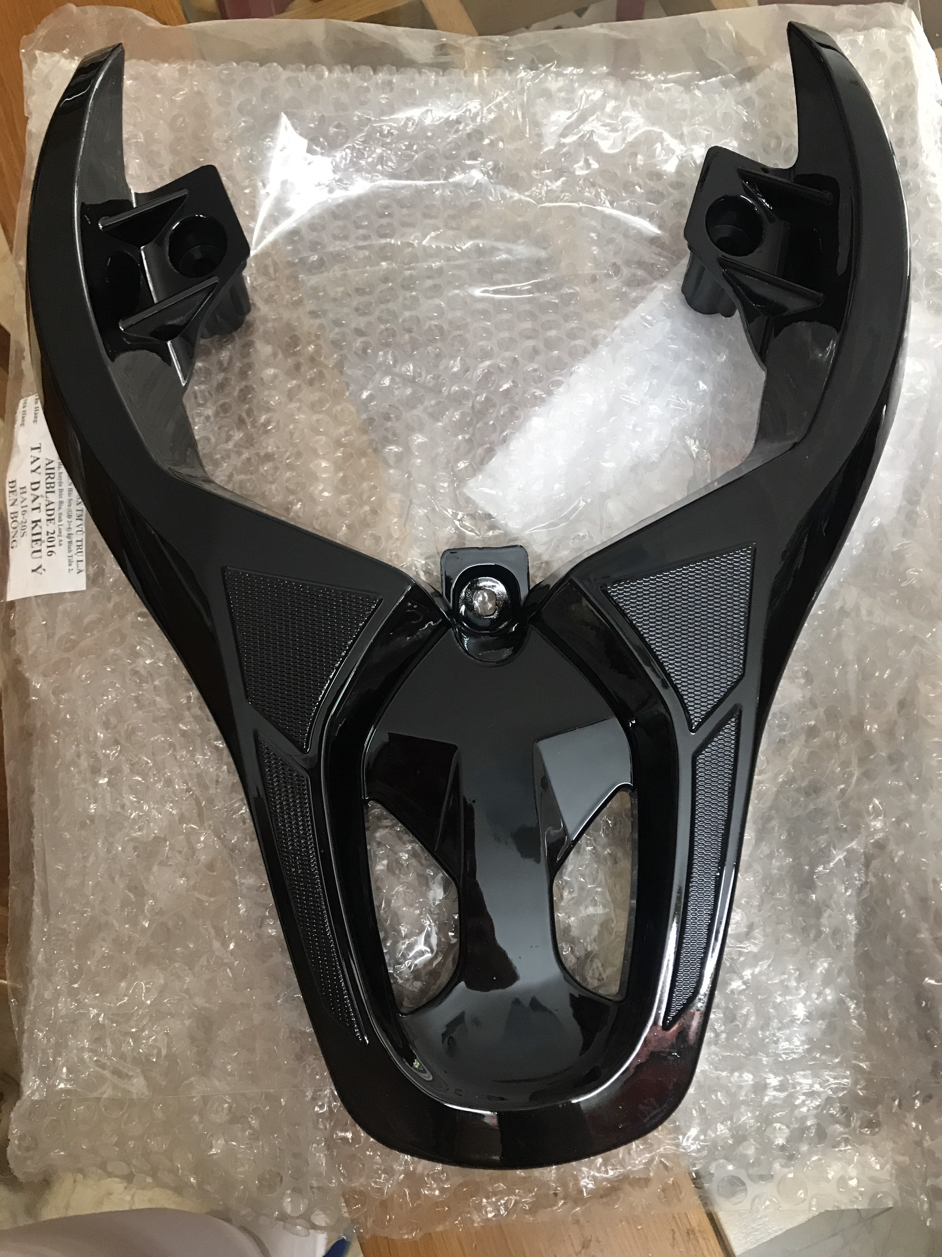 TAY DẮT KIỂU SH Ý CHO AIRBLADE 2016-2019 ĐEN BÓNG