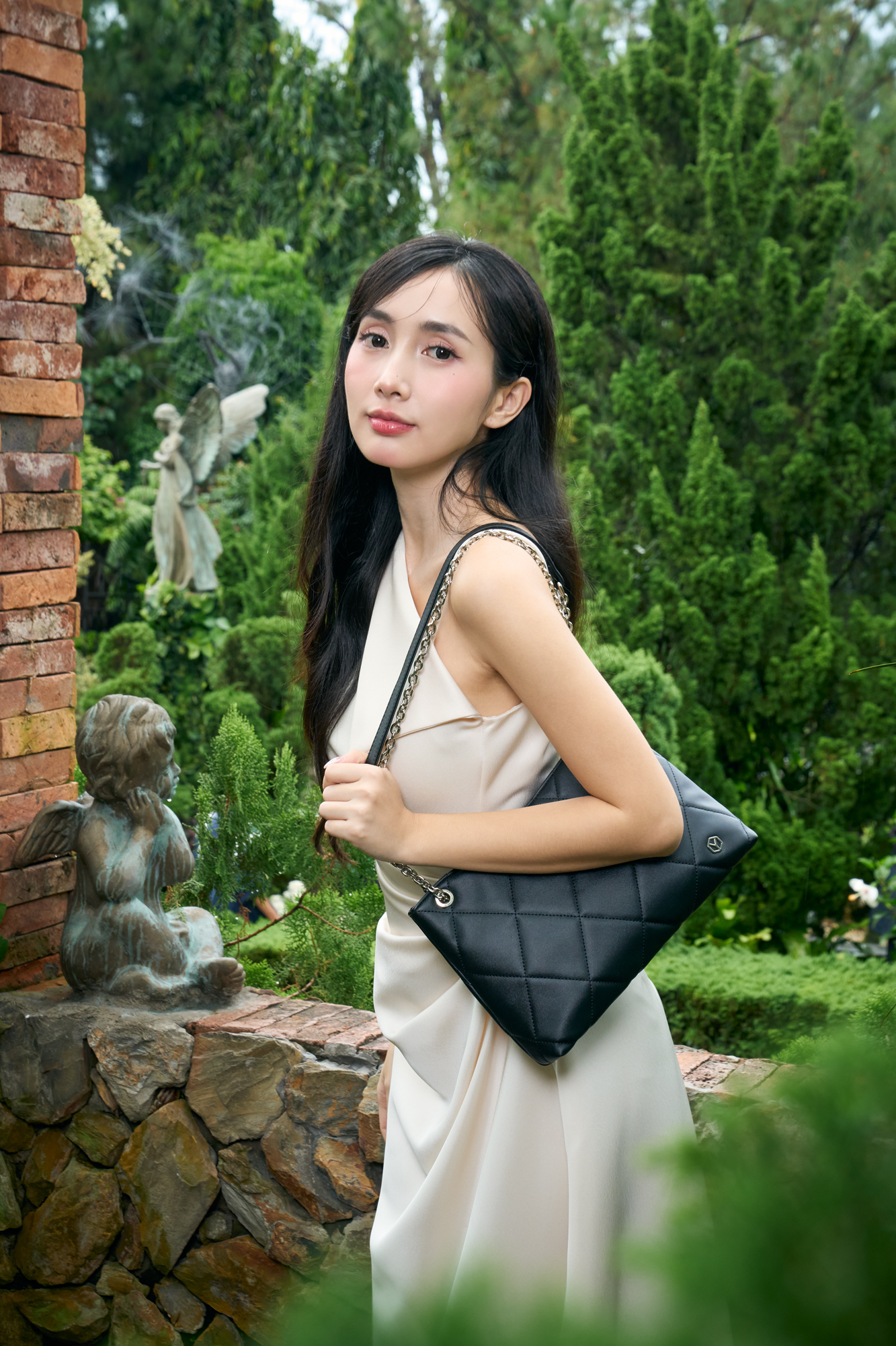 Túi Yuumy ( Thời trang nữ chần bông quả trám size 28 - Túi đeo chéo da Seasand YN280 )