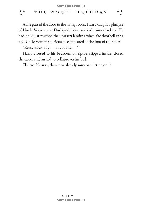 Sách Harry Potter And The Chamber Of Secrets (Harry Potter và Phòng chứa bí mật) (English Book)