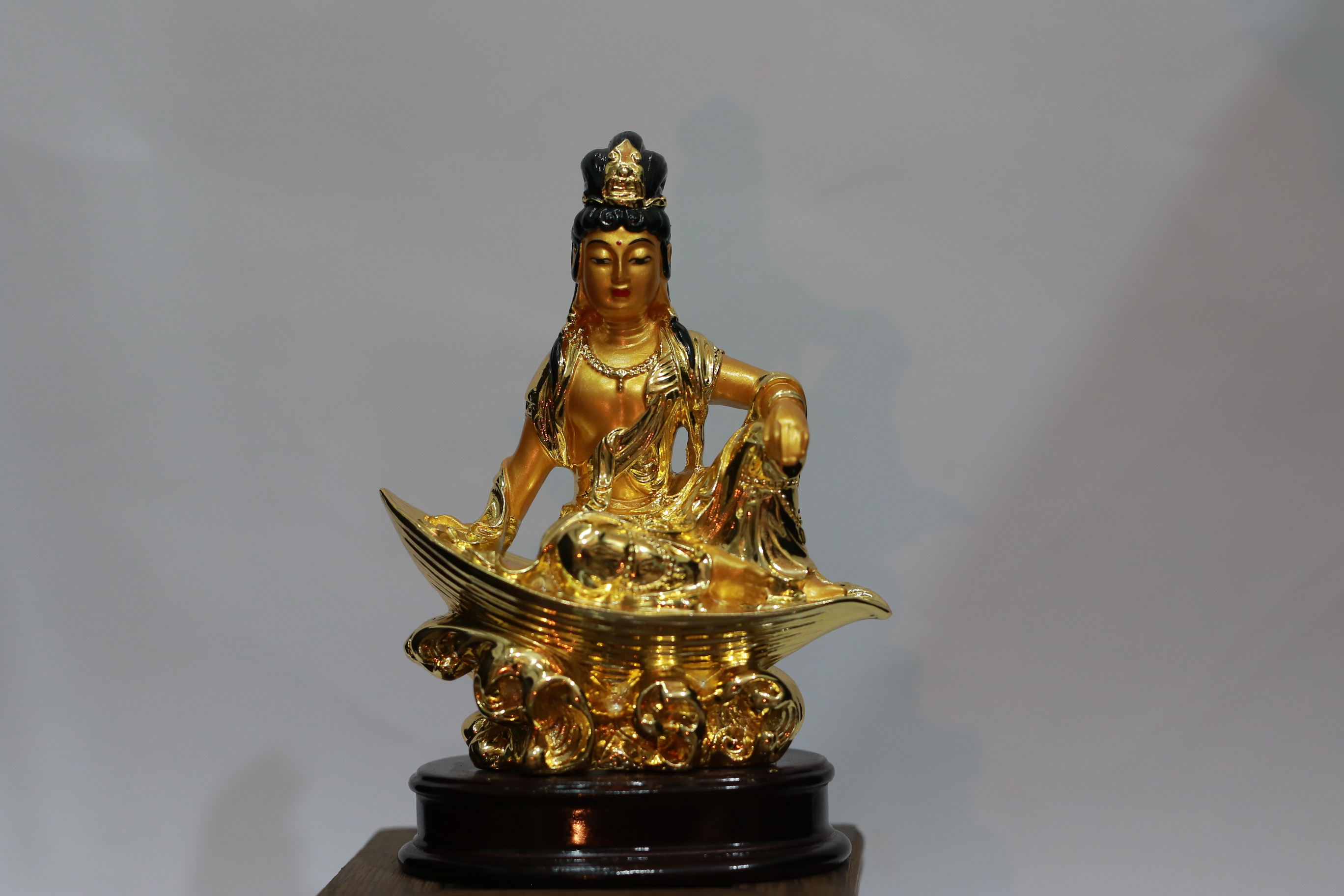 Tượng Quán Âm Tự Tại