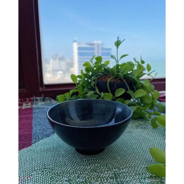 Chén cơm mộc đen
