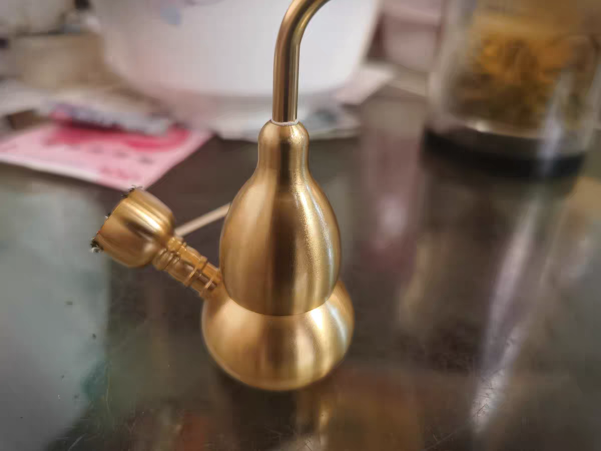 Bình Hồ Lô Lọc Thuốc L,á Bằng Đồng Cao Cấp. Bình Hồ Lô Lọc Bằng Nước, Sử Dụng Đa Năng Tiện Lợi, Tháo Lắp Vệ Sinh Dễ Dàng