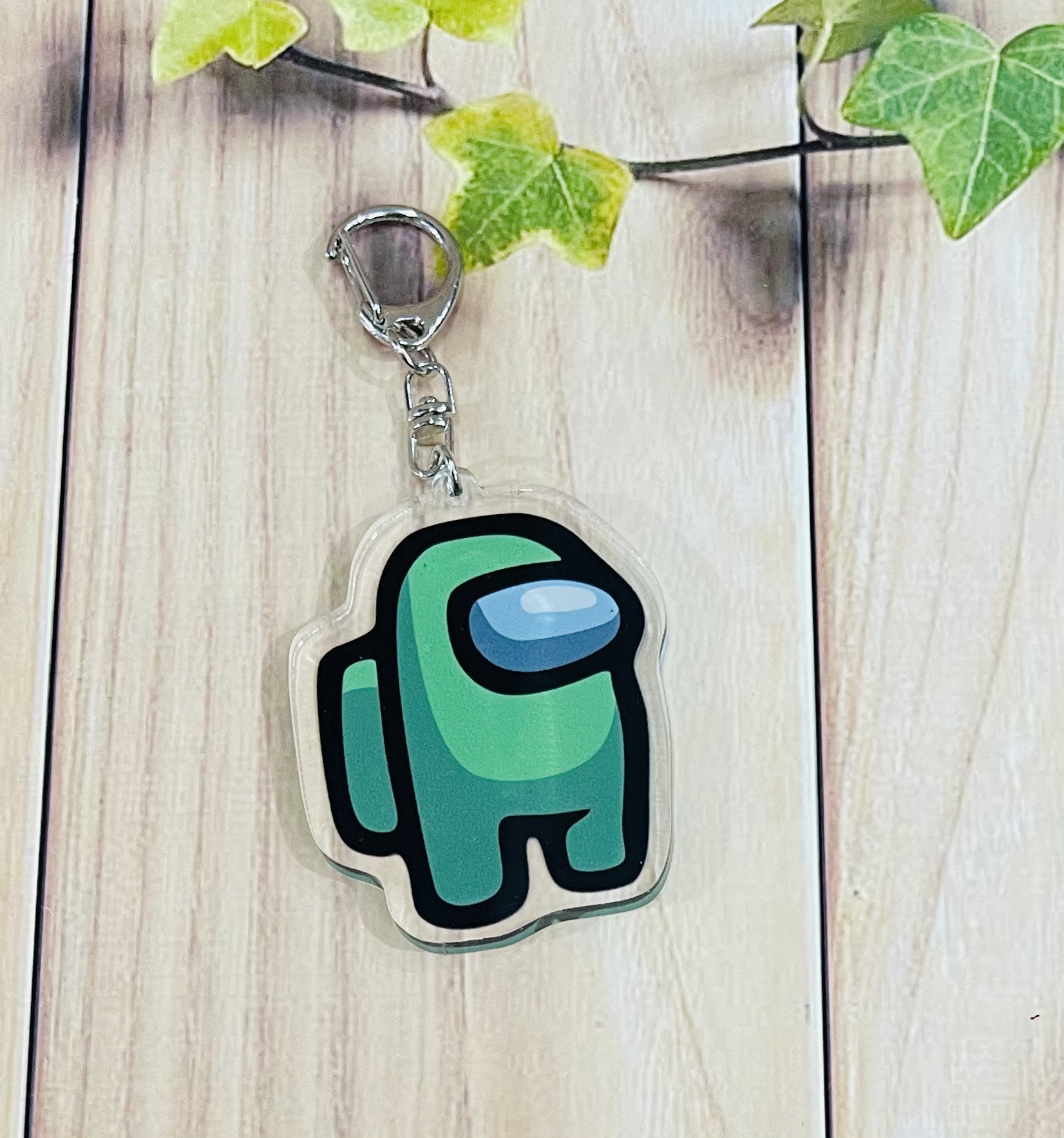 Móc khoá Among Us mica trong nhiều mẫu