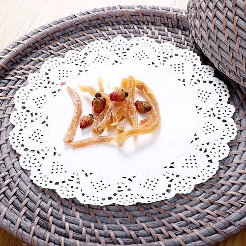 Giấy Nến Thấm Dầu Ăn Thực Phẩm Chịu Nhiệt, Chống Ẩm, Chống Thấm, Hút Dầu Mỡ Họa Tiết Hoa Văn Đục Lỗ