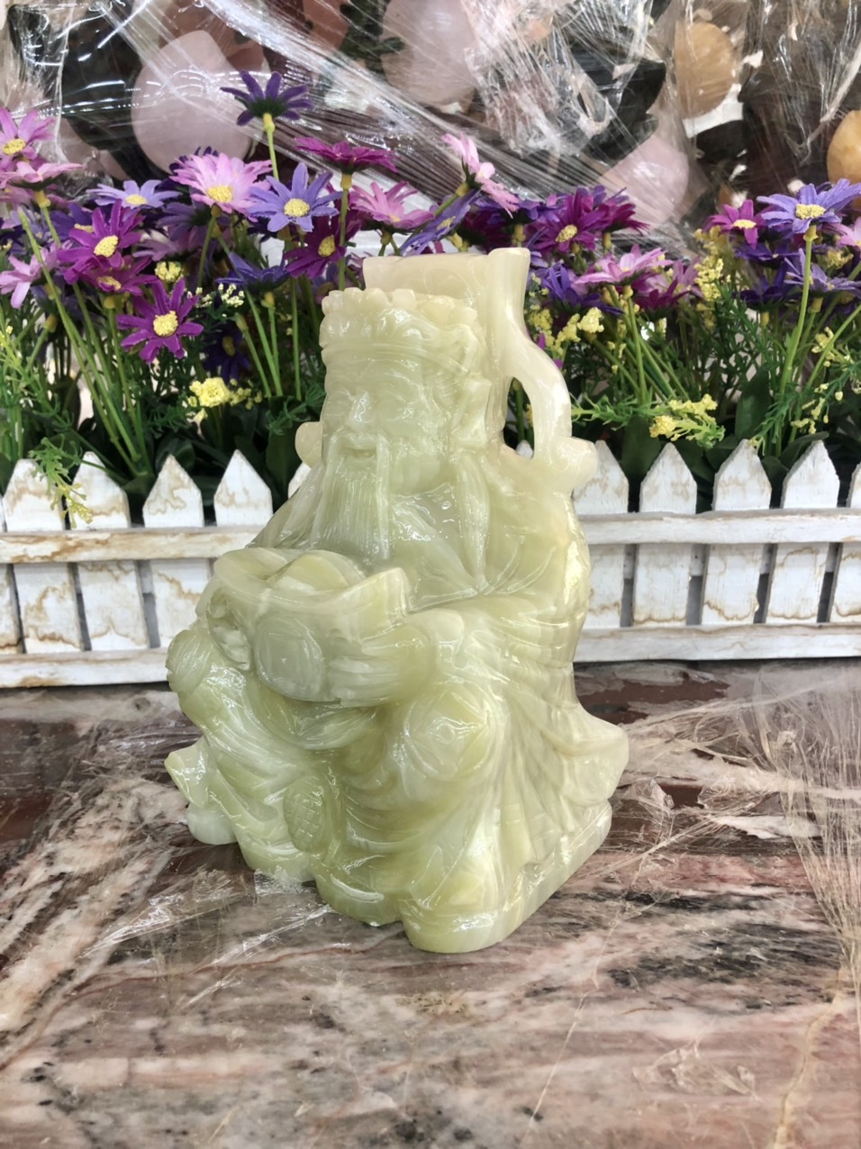 Tượng ông Thần Tài kim tiền, thần phát cầm thỏi vàng kim nguyên bảo phong thủy mang lại may mắn tài lộc đá ngọc onyx - Cao 15 cm