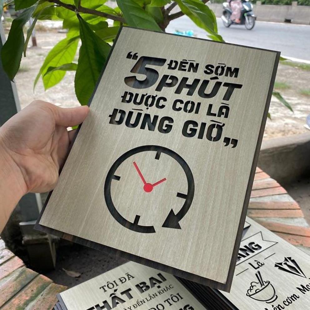 Tranh Decor quán Cafe Trà Sữa TBIG057 nâng cao trách nhiệm nhân viên "đến sớm 5 phút được gọi là đúng giờ"