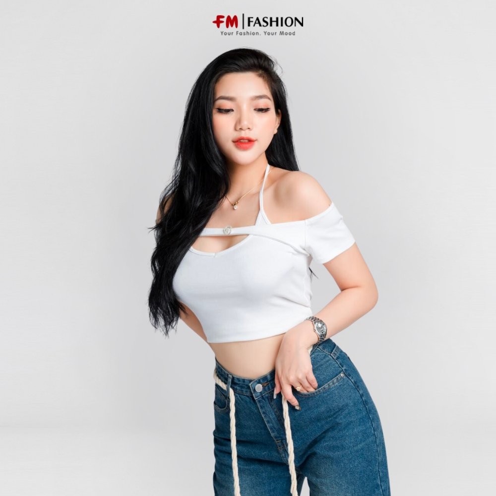 Áo kiểu nữ FM style dáng croptop tay ngắn trễ vai phối yếm cổ khoen thời trang tiểu thư phong cách Hàn Quốc 23010589