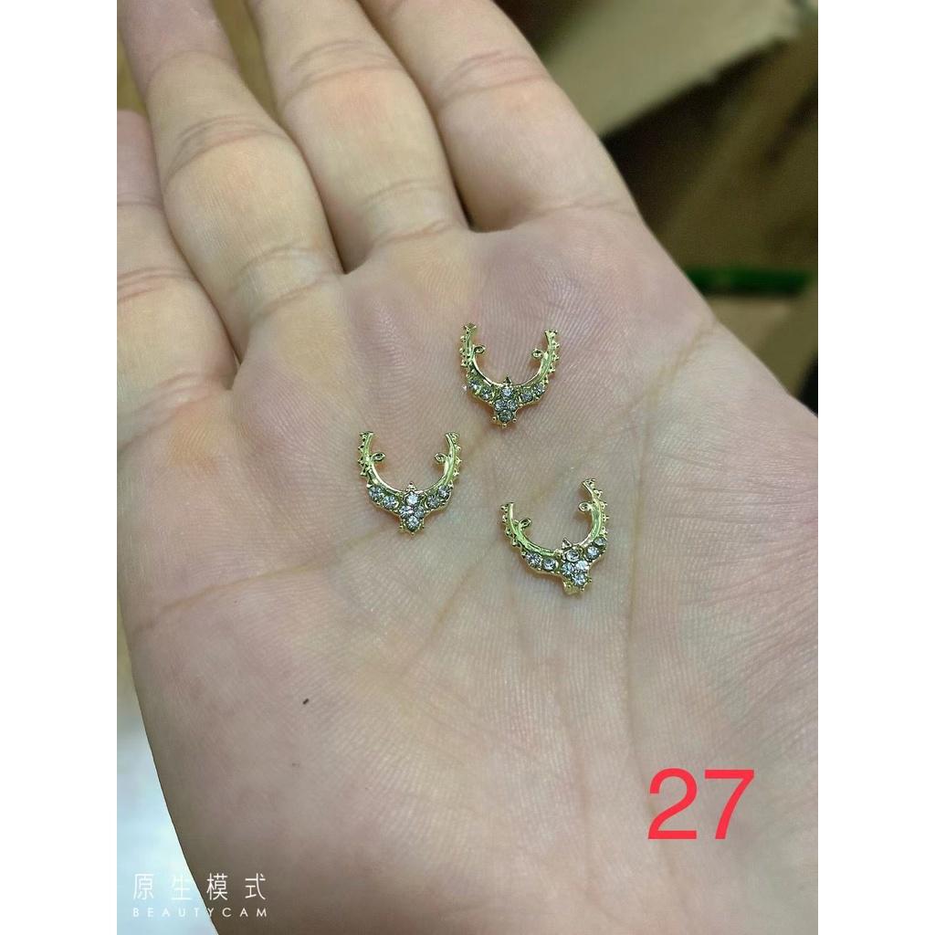 charrm gắn móng nail các mã mới