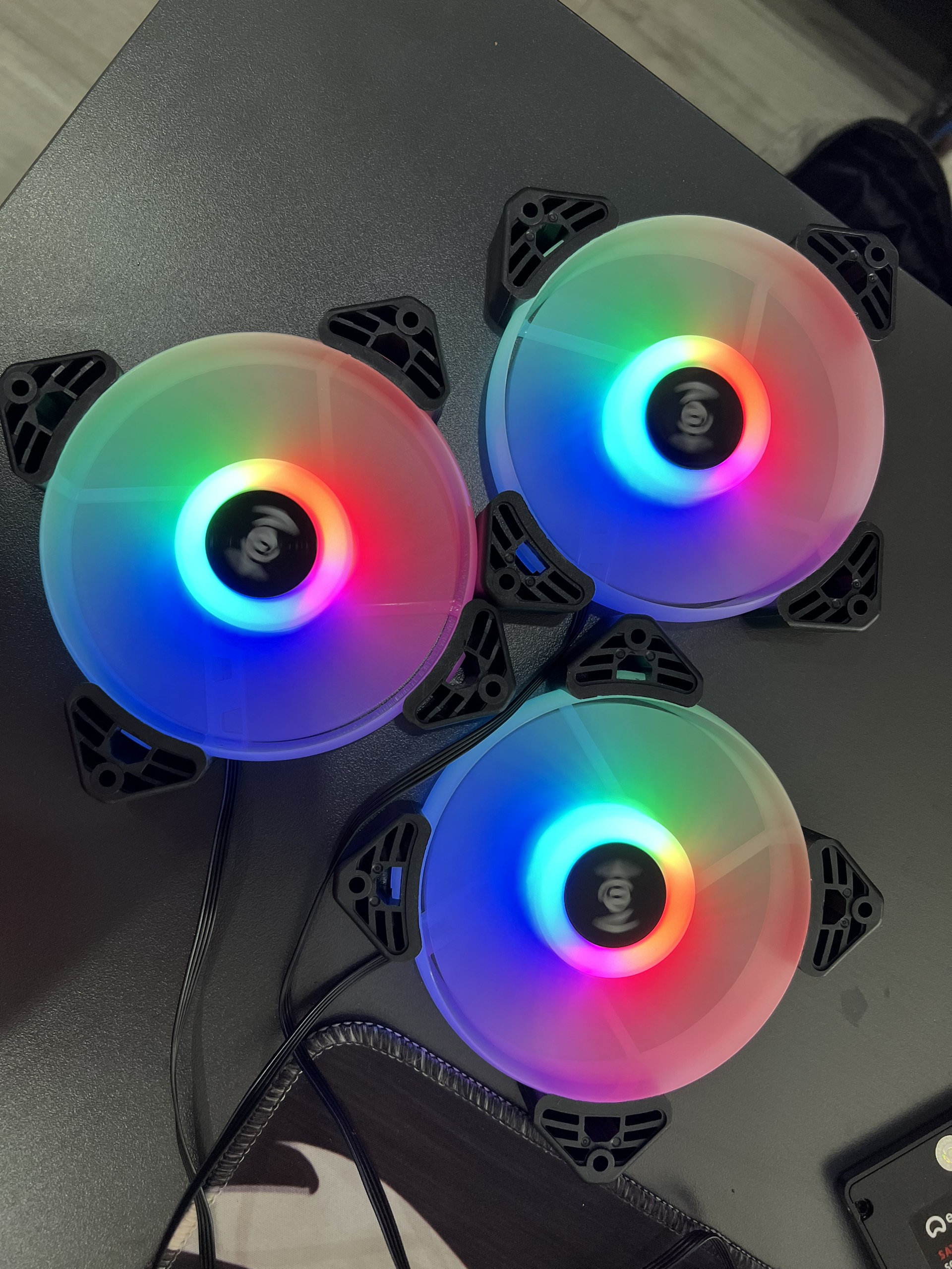 BỘ 3 FAN GALAXY RGB 12CM (LED AUTO, KHÔNG CẦN HUB) - HÀNG CHÍNH HÃNG