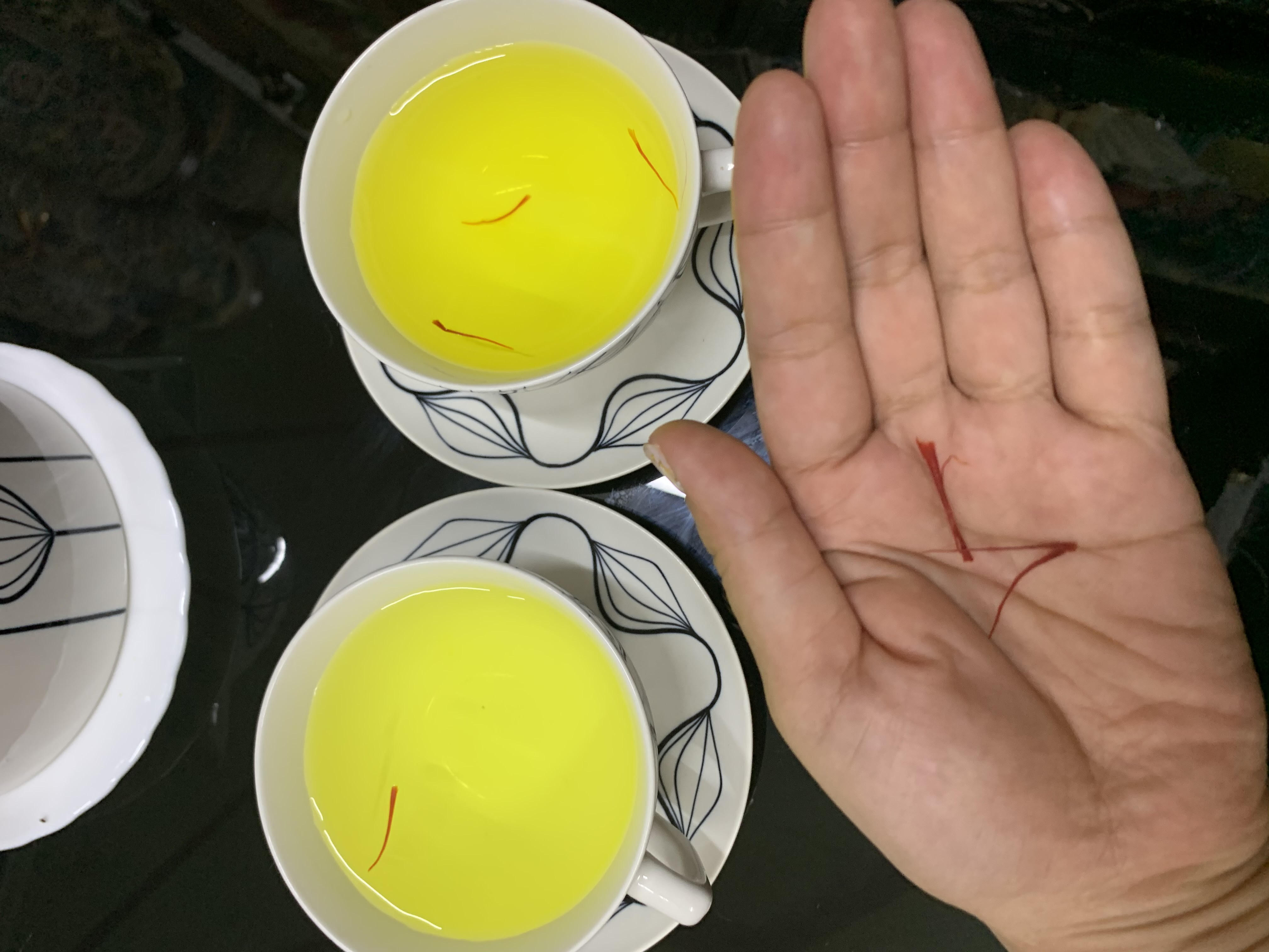 Nhụy hoa nghệ tây Iran Persian Saffron