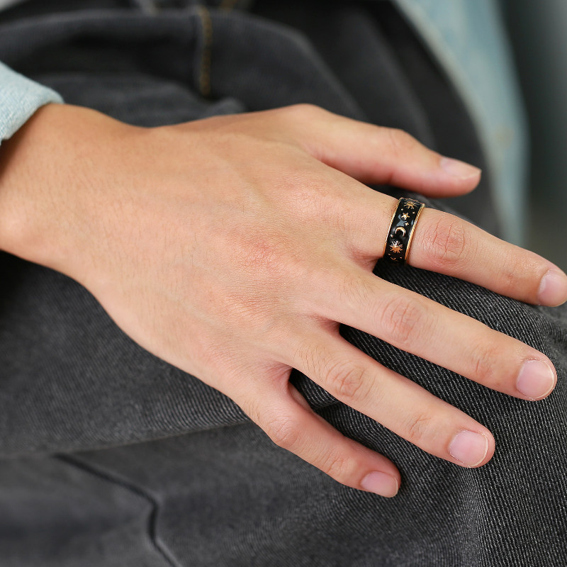 Nhẫn Nam Hình Trăng Sao Titan Ko Đen TT 4221