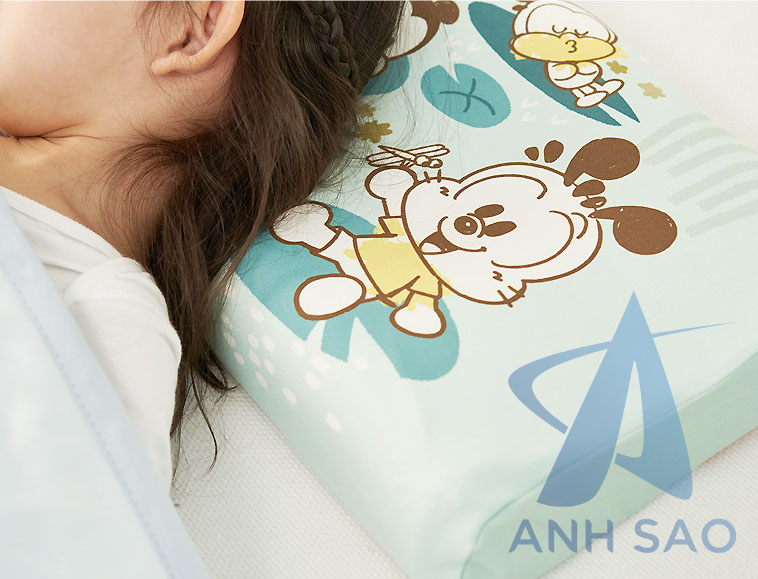 Gối cao su non nhân tạo Memory Foam cho bé kích thước 28.5 x 45 x 6/8 cm cao cấp A
