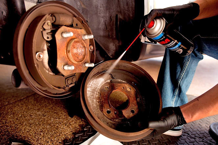 Tẩy Rửa Phanh Xe Ô Tô 3M High Power Brake Cleaner 3M 08880