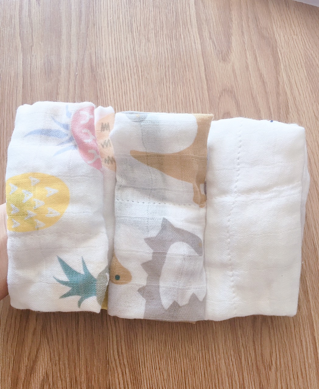 Set 3 khăn sữa sợi tre hình mềm 30x30cm cho bé