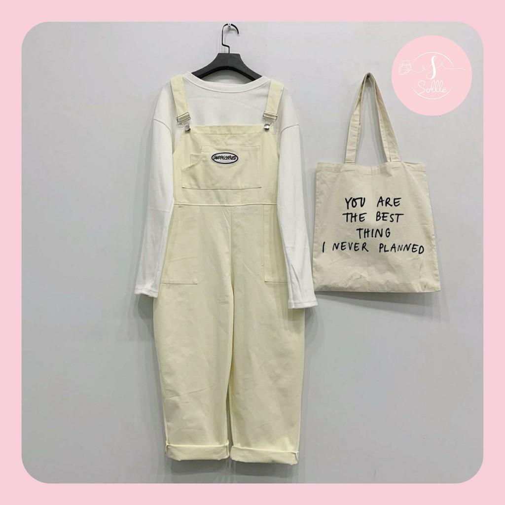 Quần yếm kaki basic dáng suông Unisex, yếm 2 dây thêu chữ phong cách Hàn Quốc