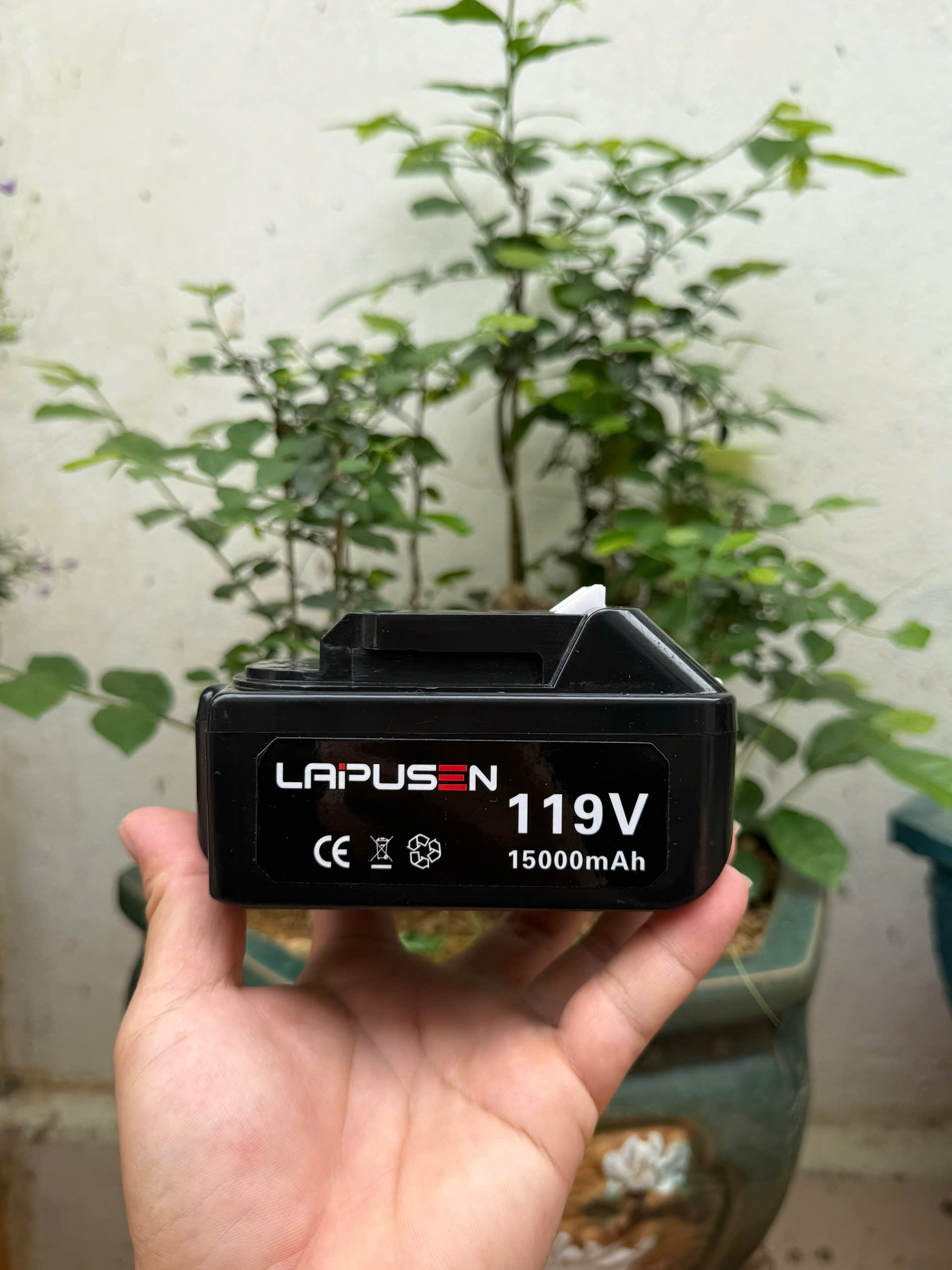 Pin máy cắt cỏ cầm tay dùng pin LAPUseᵰ pin dự phòng 10cell dung lượng 15000mAh - CHÂN PIN THÔNG DỤNG