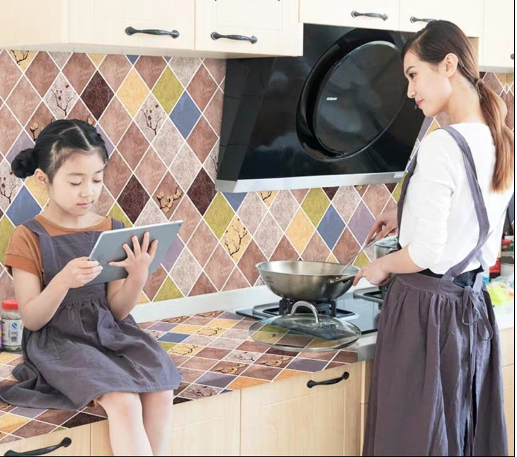 Cuộn 3 Mét Decal Giấy Dán Bếp Tráng Nhôm Cách Nhiệt Hoa Mai Nâu