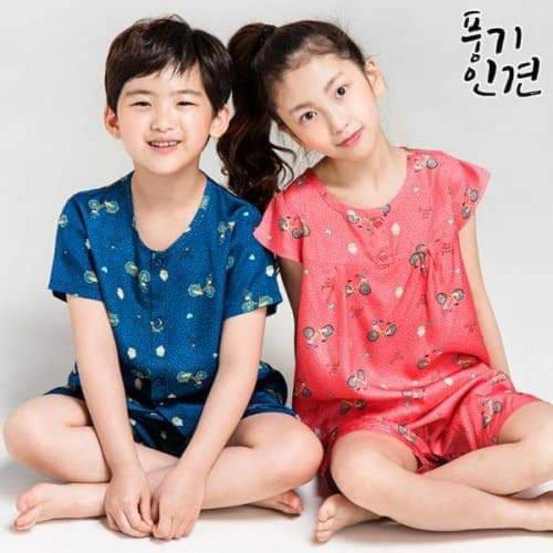 Bộ mặc nhà lụa sống