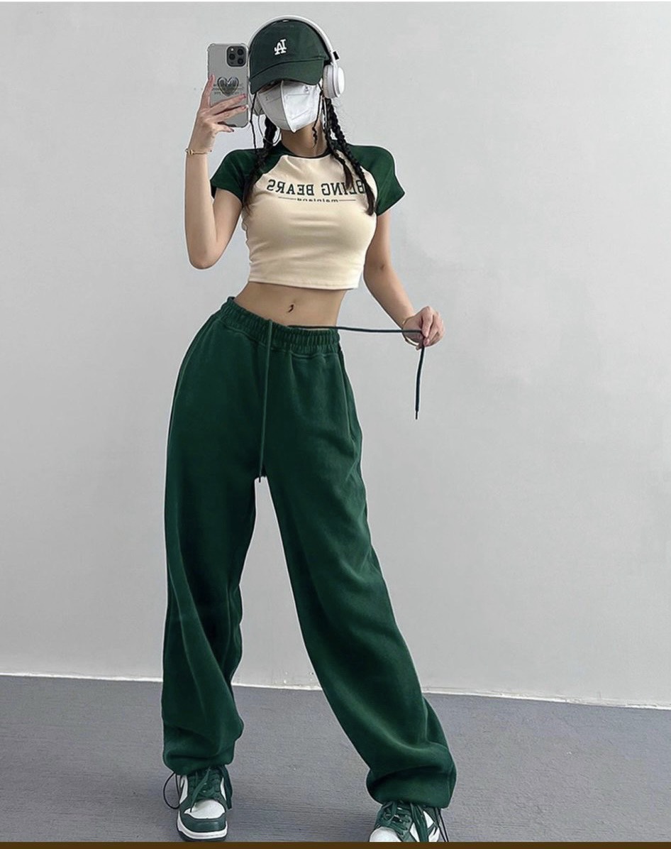 SET ÁO CROPTOP THUN RAGLAN + QUẦN ỐNG RỘNG LƯNG THUN JOGGER XANH RÊU