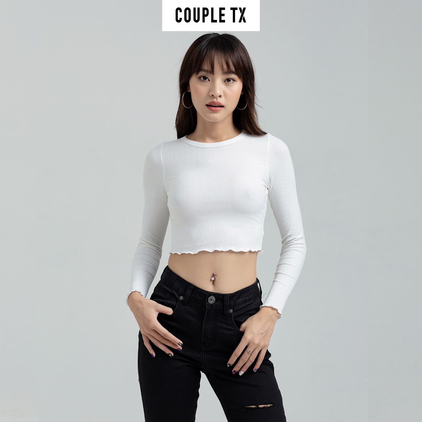 Hình ảnh COUPLE TX - Áo thun Nữ Cotton Kiểu Tay Dài Croptop Cuốn Biên Lai WTS 2170