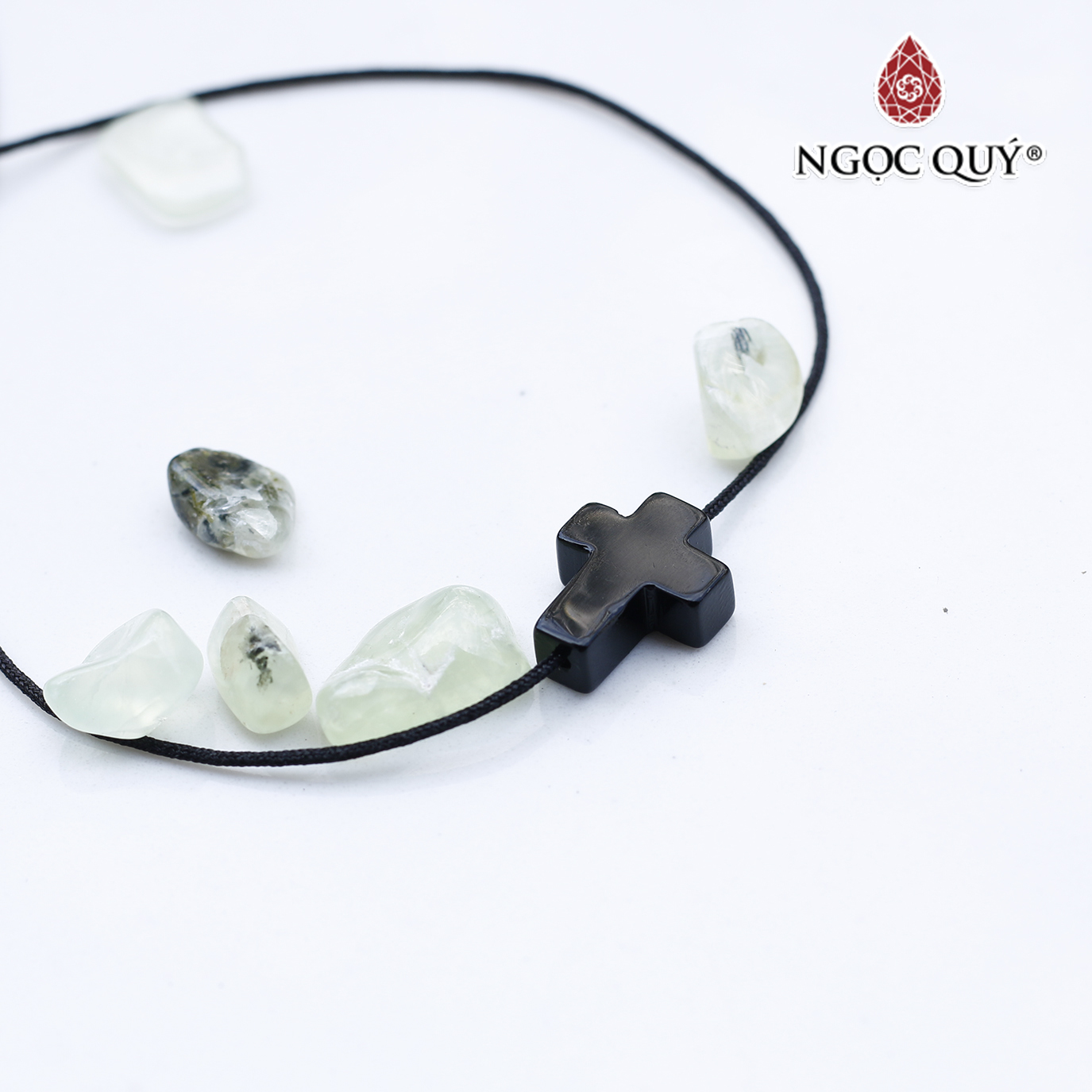 Mặt dây chuyền thánh giá xỏ ngang đá mã não đen 14x11x4mm mệnh thủy, mộc - Ngọc Quý Gemstones