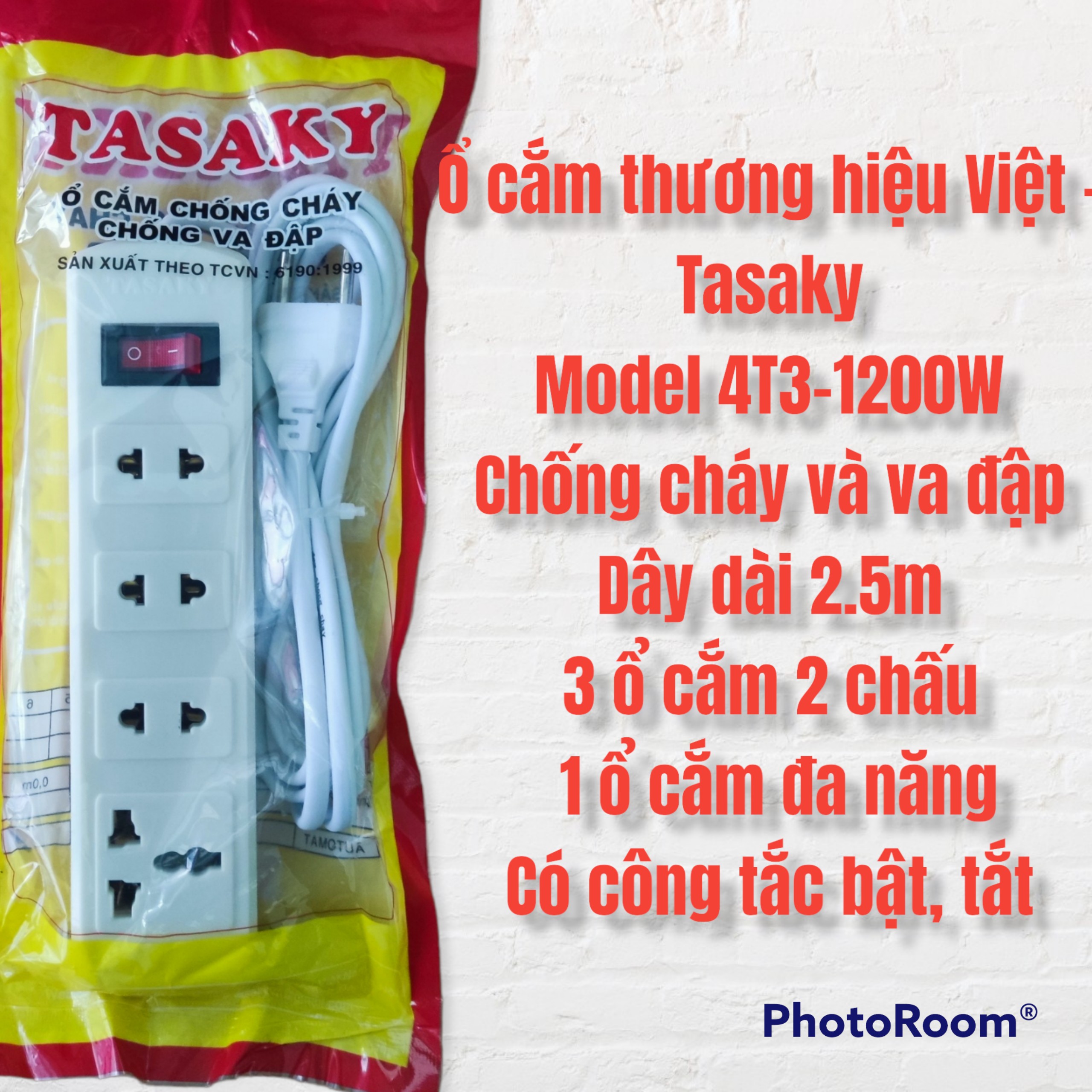 Ổ cắm Tasaky 3 phích cắm đơn 1 phích đa năng - Model 4T3 - 1200W - Dây dài 2.5m