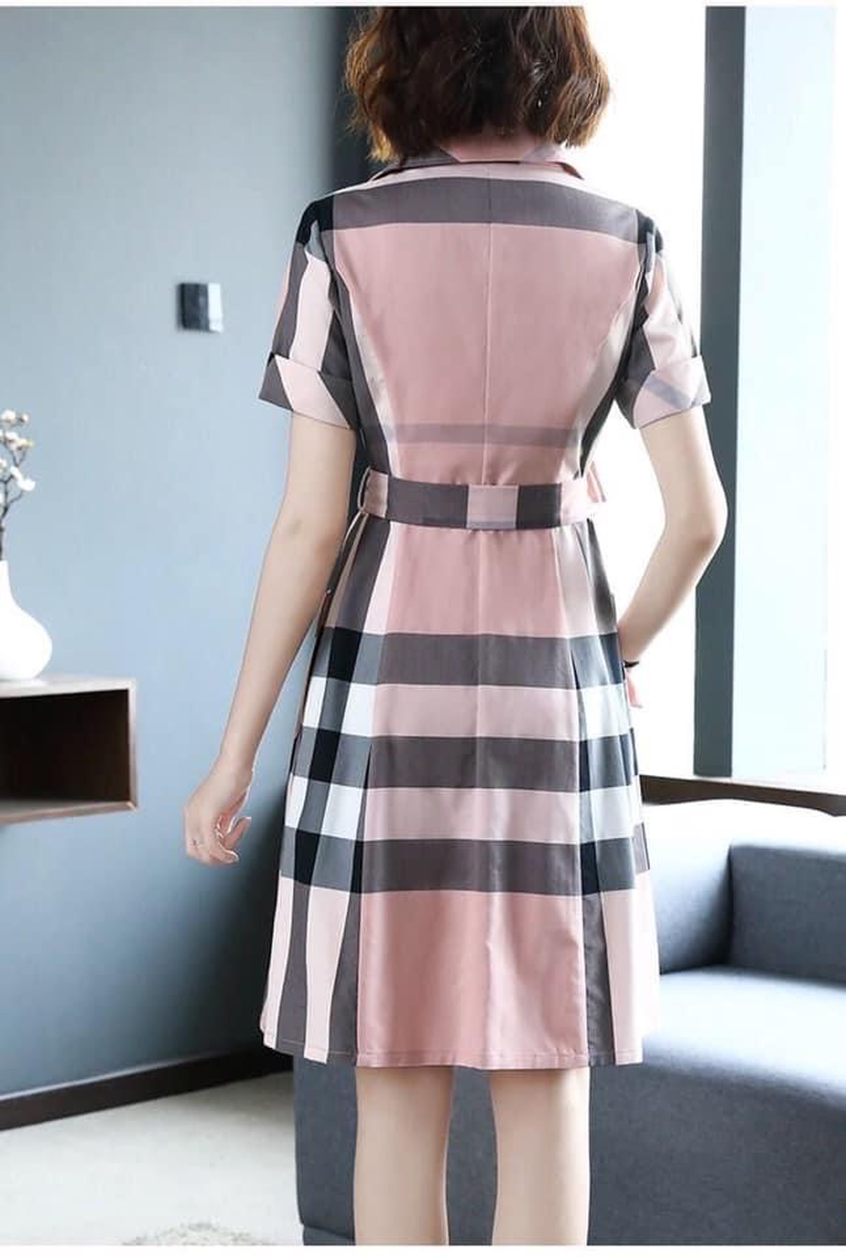Đầm xòe sọc hồng