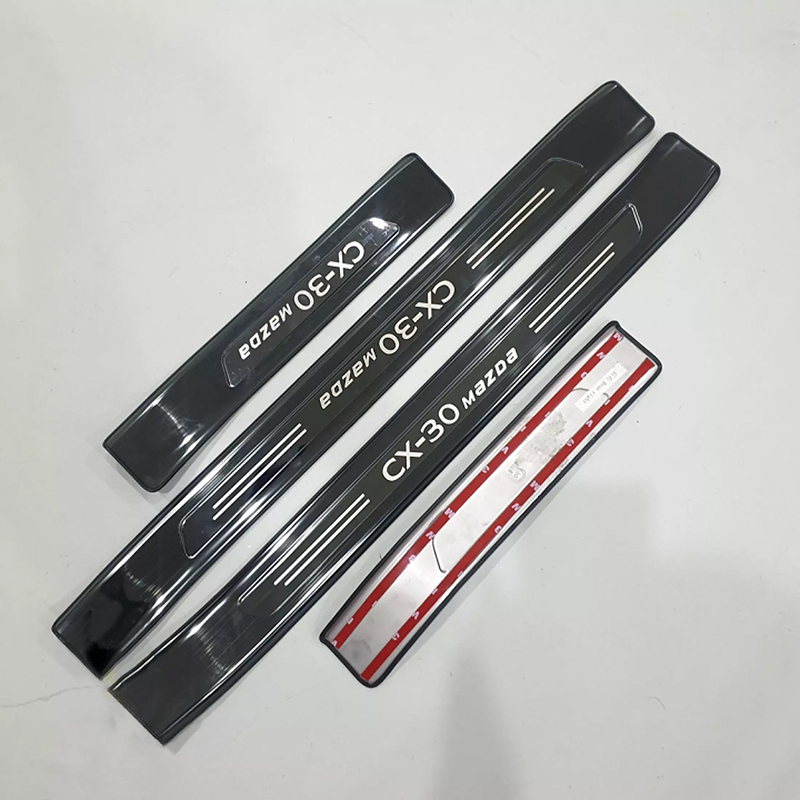 Nẹp Bước Chân Trong Ngoài Titan Cao Cấp Dành Cho Xe MAZDA CX30