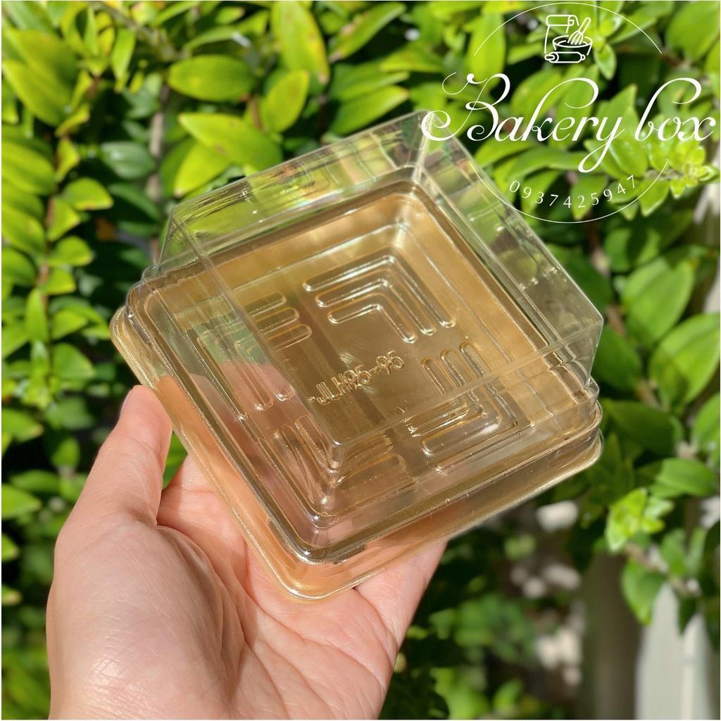 XY95 | 100 Hộp Nhựa Đế Vàng Đựng Bánh Trung Thu 150gr - 180gr
