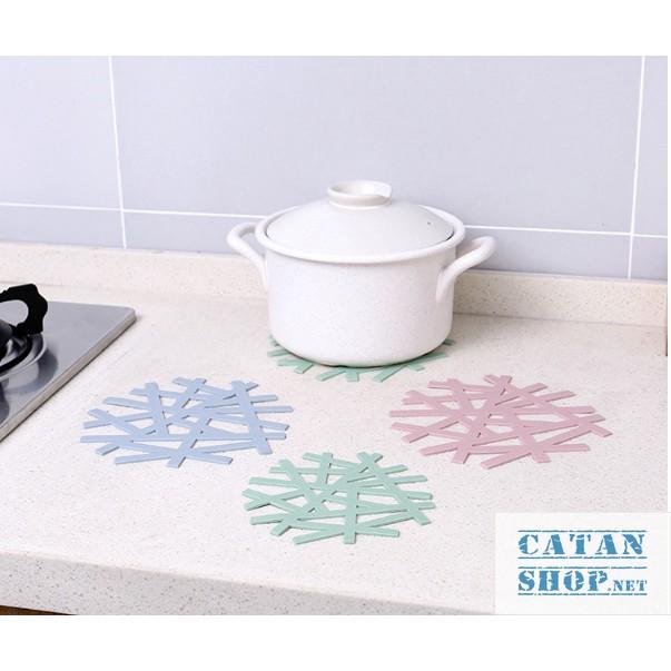 Tấm lót nồi, miếng lót nồi chống nóng, đồ lót nồi cơm vòng tròn hình tuyết xinh xắn GD180-LNTuyetLL-5