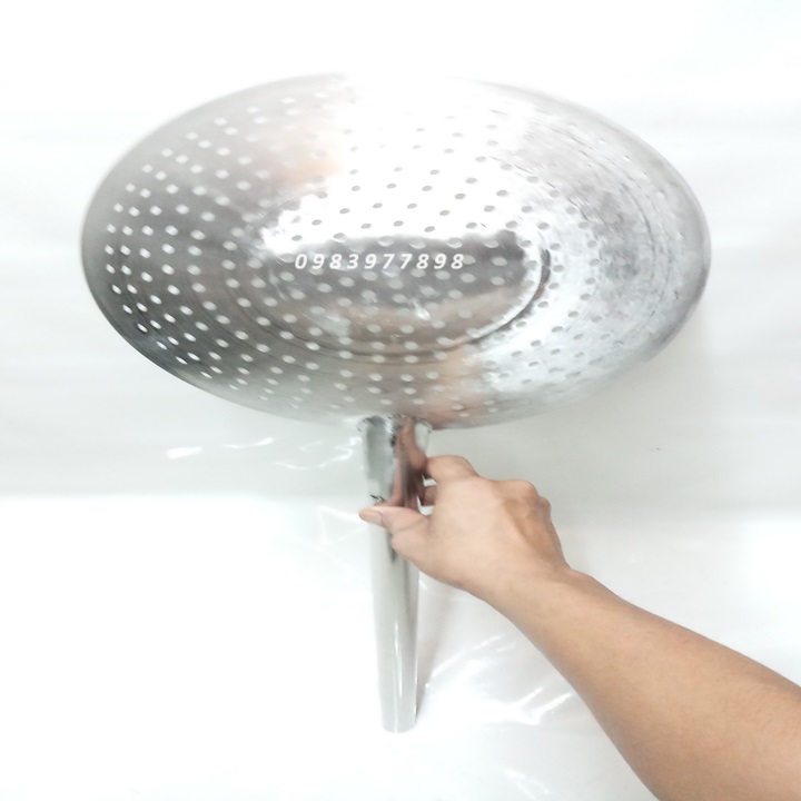 VỢT INOX LỔ CÁN DÀI 60CM.