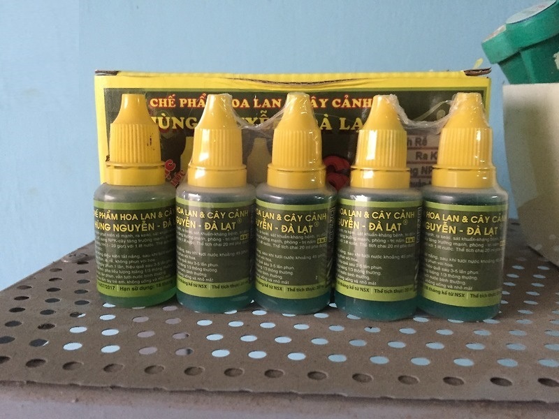2 LỌ CHẾ PHẨM HÙNG NGUYỄN 20ML