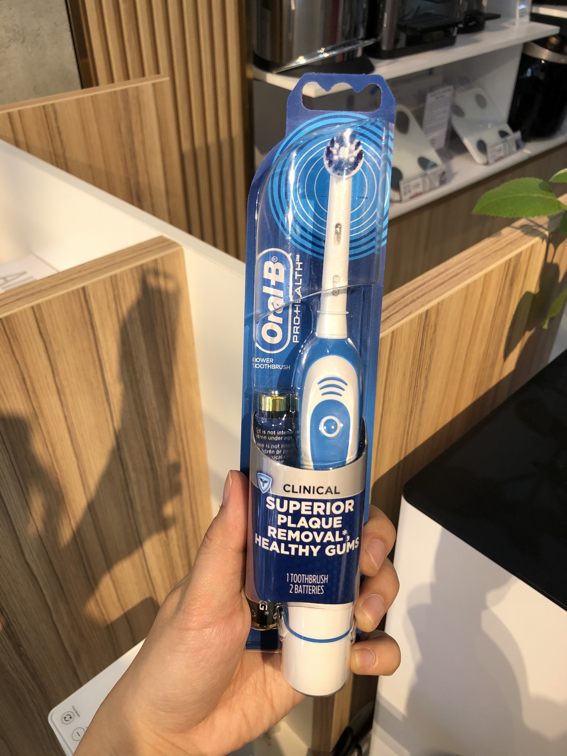 Bàn chải đánh răng pin Oral B Pro Health DB4510 - Hàng chính hãng