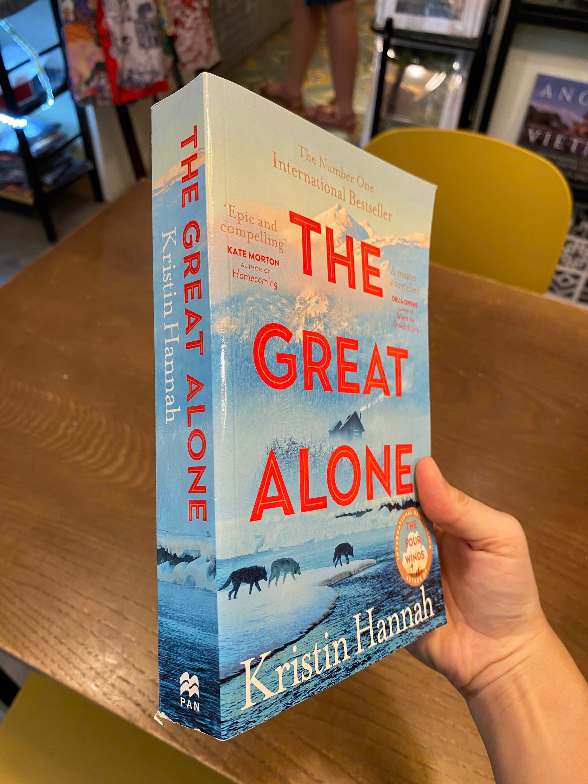Sách - The Great Alone (International Bestseller) by Kristin Hannah | English Book - Sách Ngoại Văn