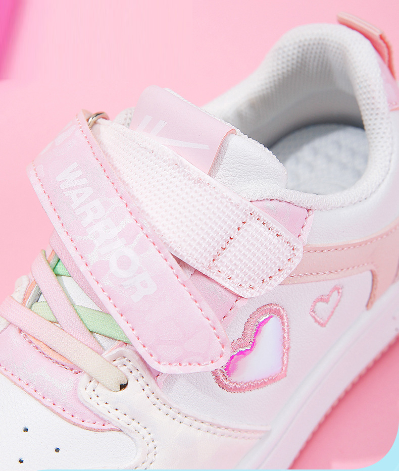 Giày thể thao cho bé phong cách dễ thương – GTE9159