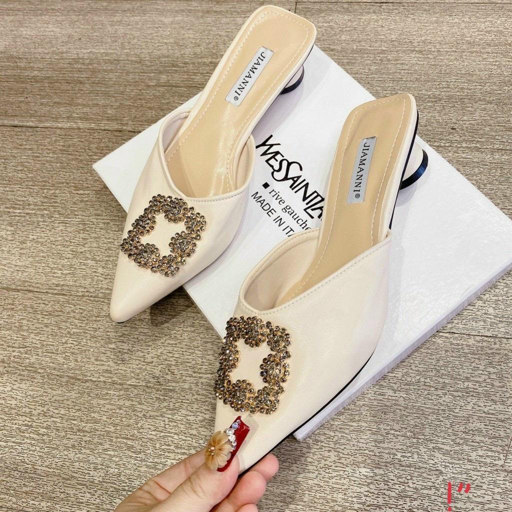 GIÀY SỤC MŨI NHỌN NƠ ĐÁ VUÔNG GÓT TRÒN - 3P