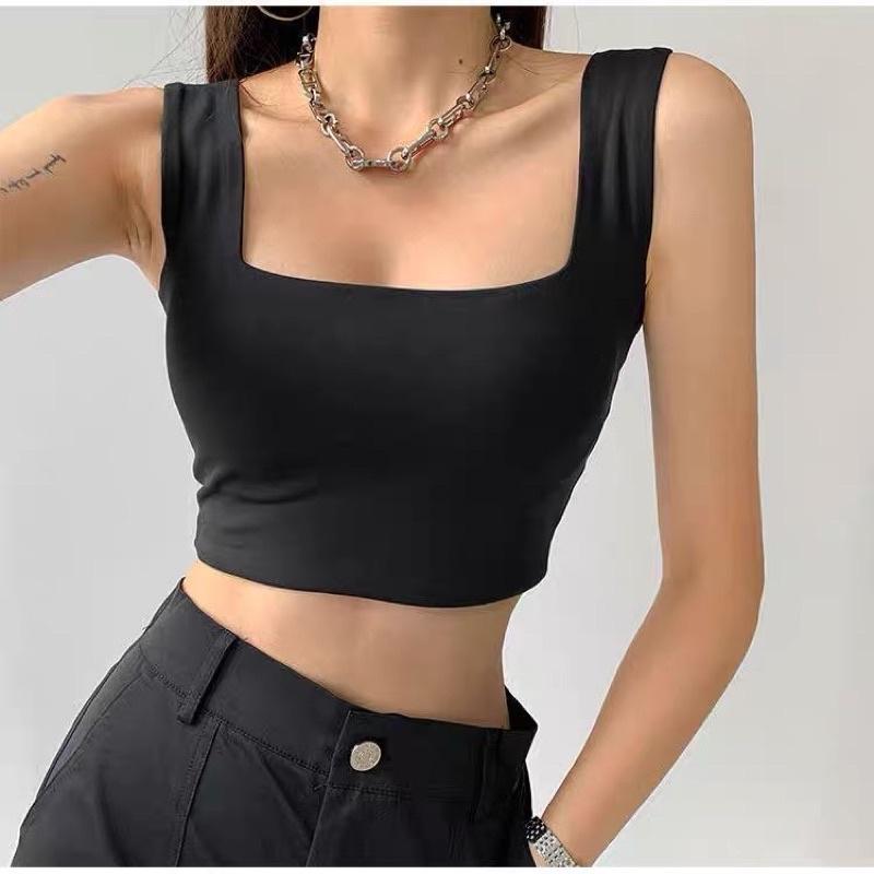 Áo croptop bản to che khuyết điểm