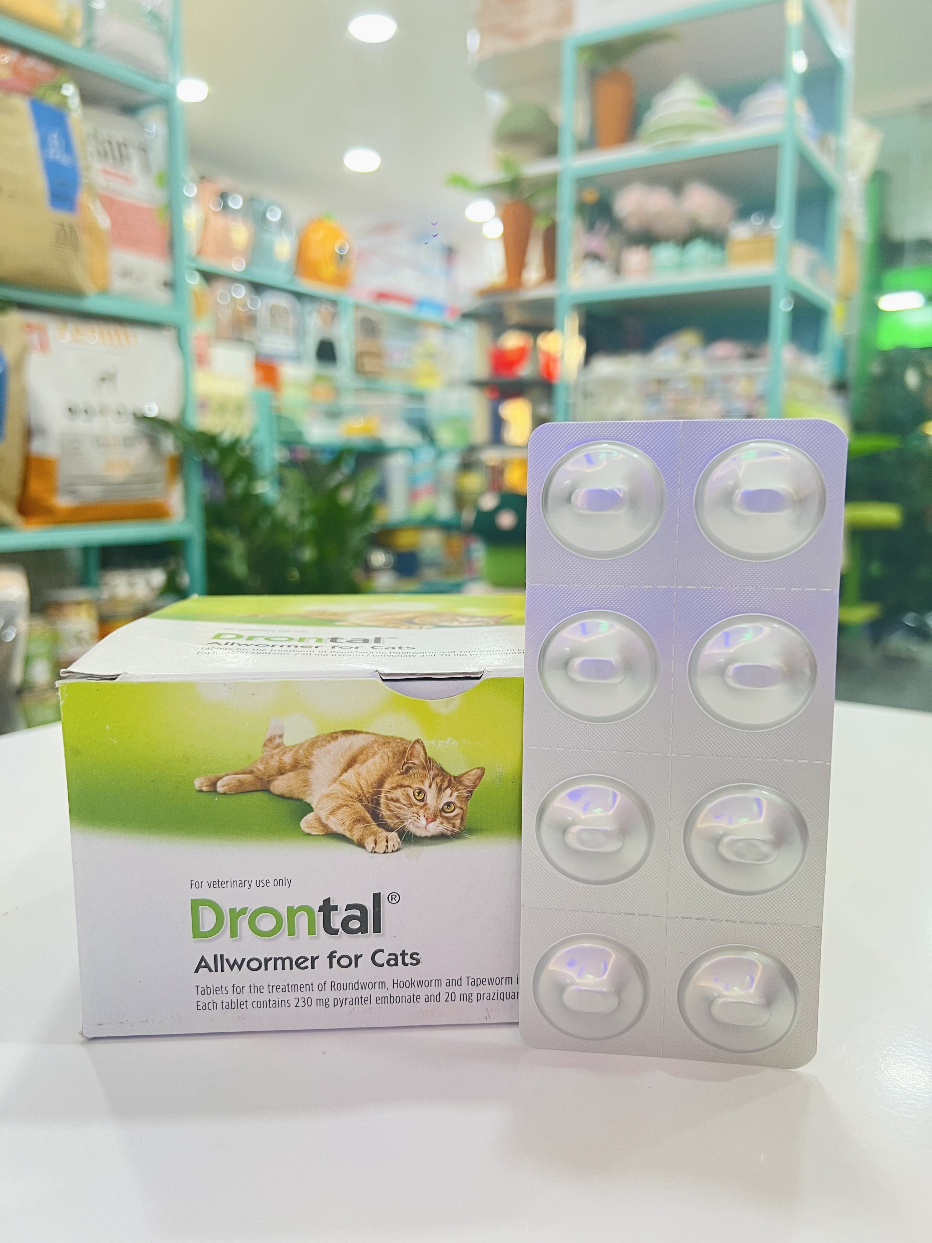 Xổ giun drontal cho mèo(1v/4kg)