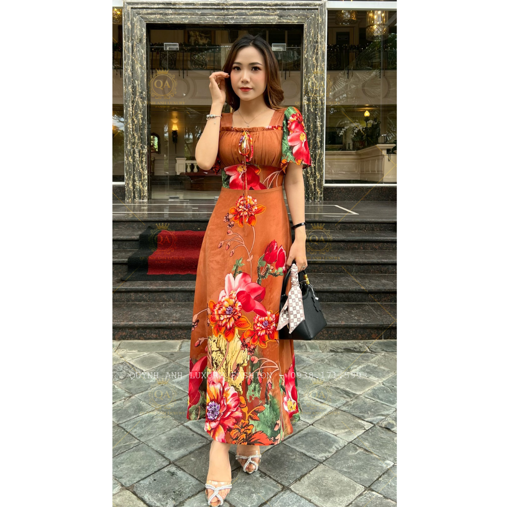 Đầm Xoè Hoa 3D Nâu Cổ Vuông Dập Ly Tay Loe Voan Cao Cấp Sandra Dress