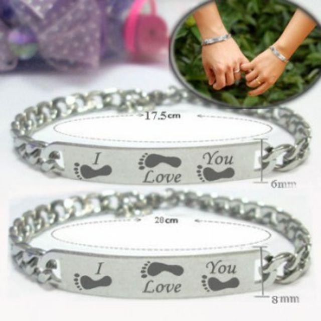 Lắc cặp nam nữ: I love you - bàn chân