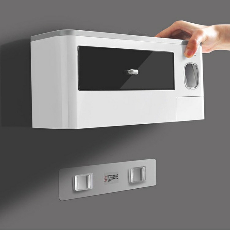 KỆ NHẢ KEM ĐÁNH RĂNG TỰ ĐỘNG, CÓ 3 CỐC MÀU TRONG, CÓ KHE CÀI BÀN CHẢI, KÈM MIẾNG DÁN CƯỜNG LỰC