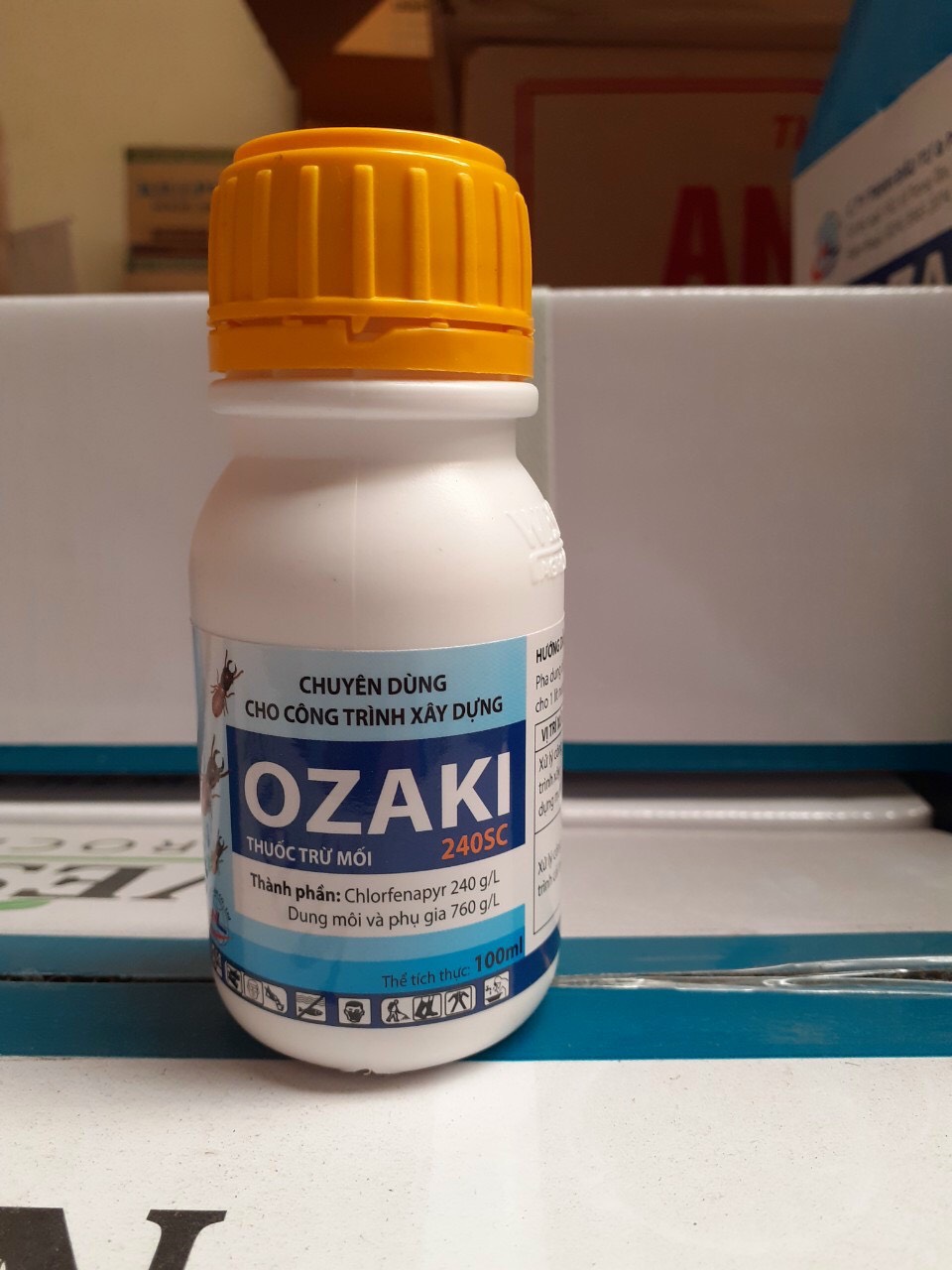 Thuốc diệt mối OZAKI 240SC 100ml có tính lây lan diệt cả đàn với thành phần hoạt chất cao cấp và mới nhất