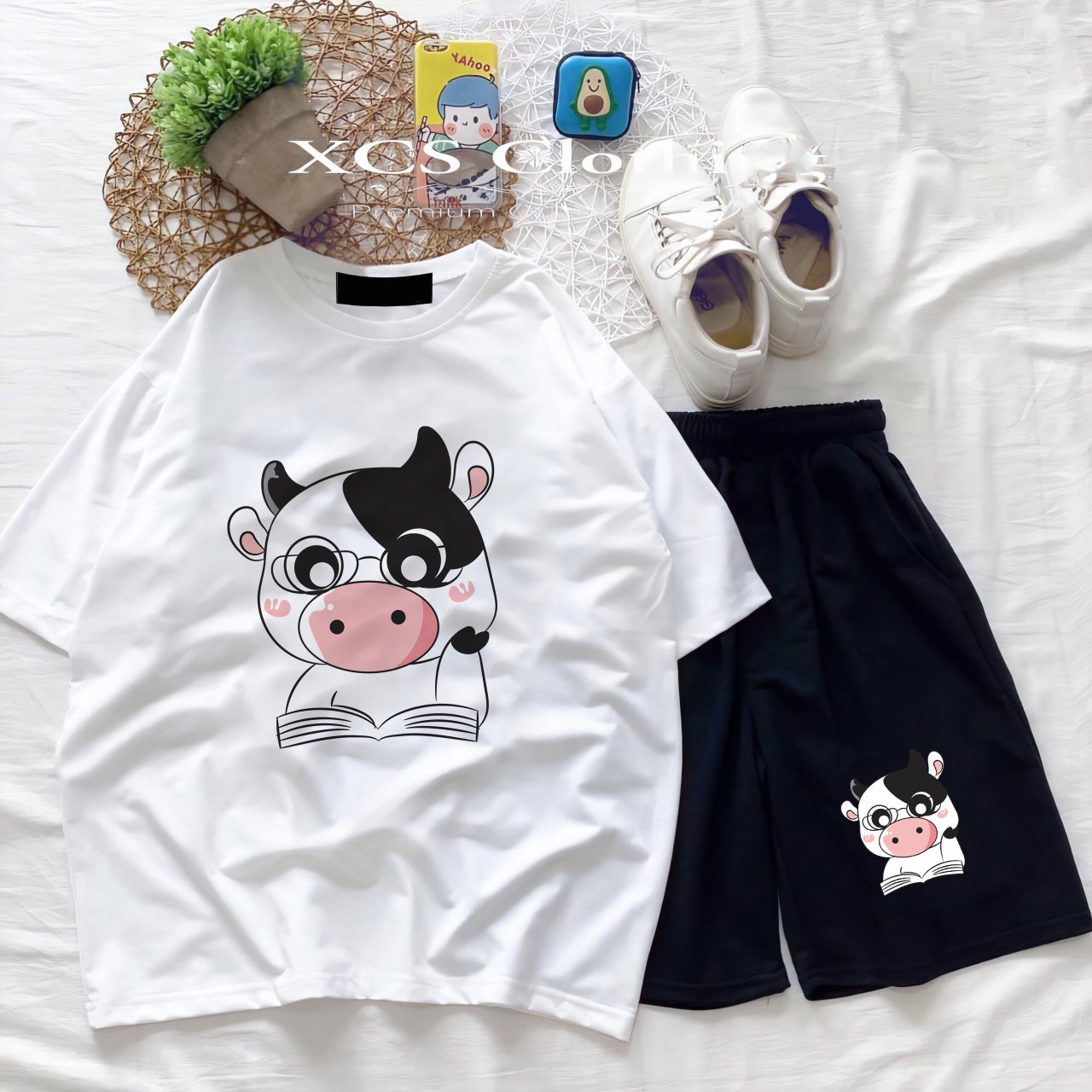 [Freesize từ 45kg đến 65kg)] Set bộ thun Unisex nam nữ BÒ ĐỌC SÁCH quần short kết hợp áo thun form rộng
